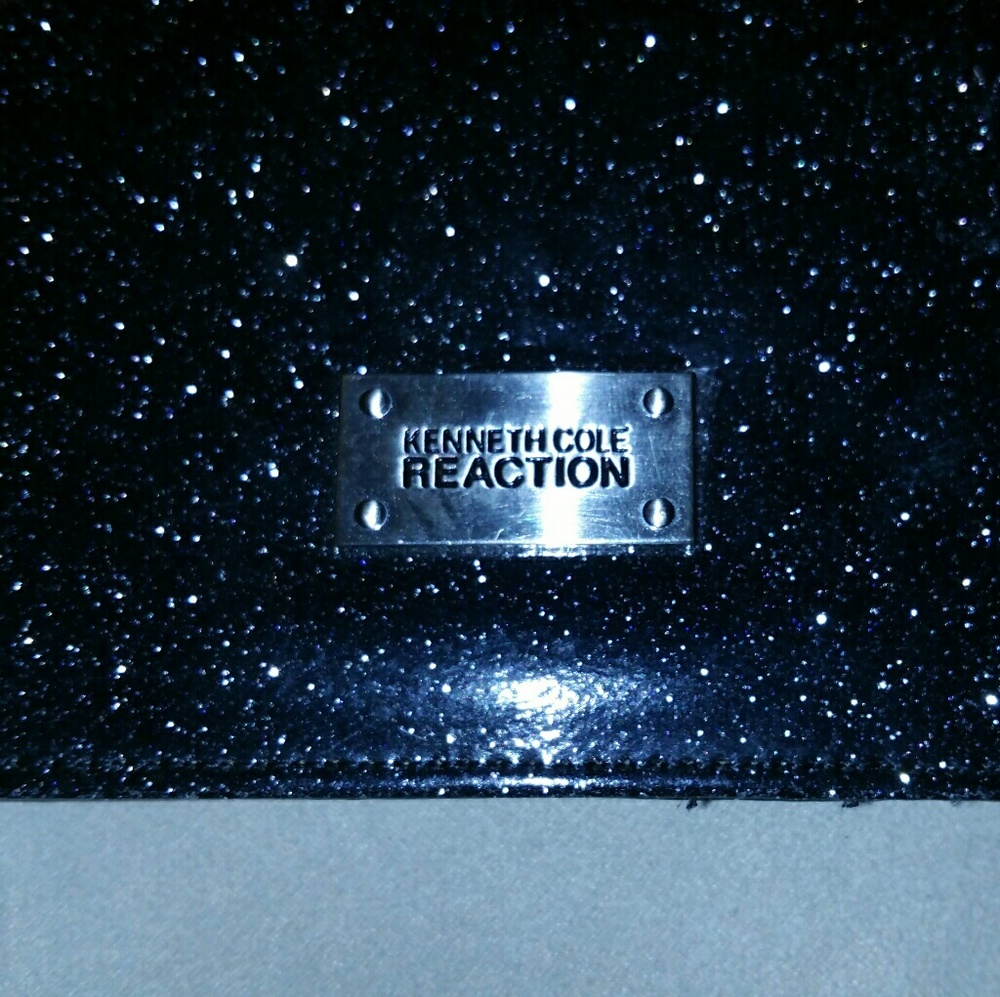 Kenneth cole reaction black wallet
